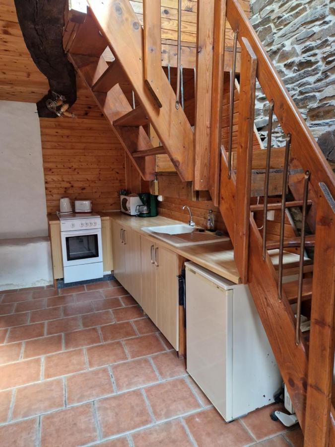 Gite Rustique En Centre Bretagne Laniscat エクステリア 写真