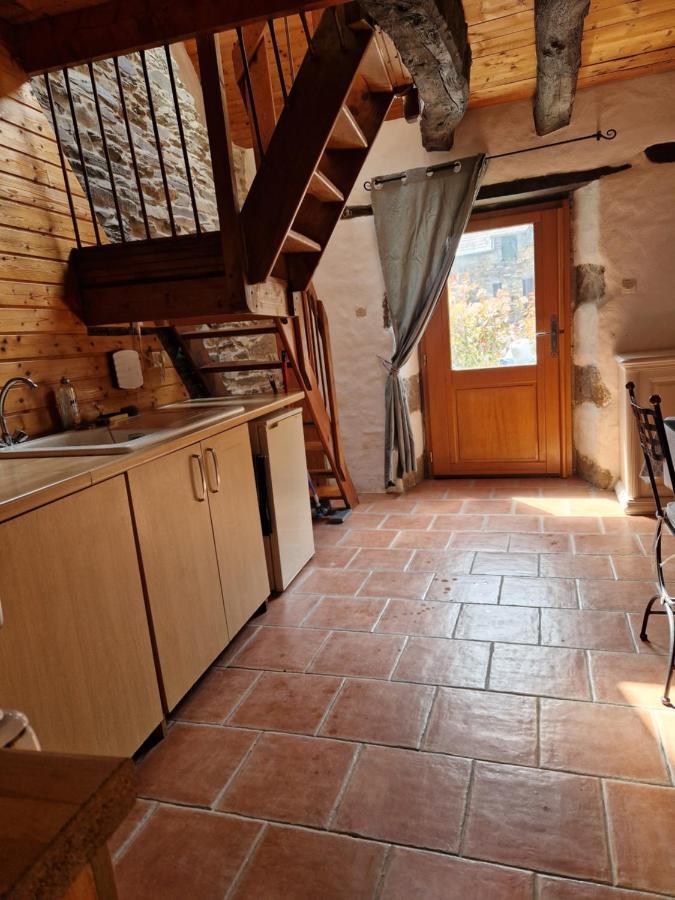 Gite Rustique En Centre Bretagne Laniscat エクステリア 写真