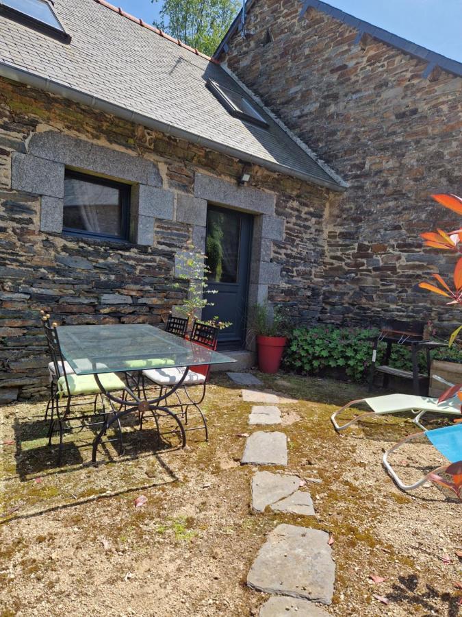 Gite Rustique En Centre Bretagne Laniscat エクステリア 写真