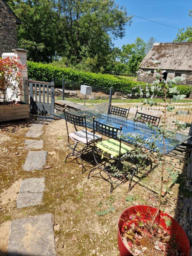 Gite Rustique En Centre Bretagne Laniscat エクステリア 写真