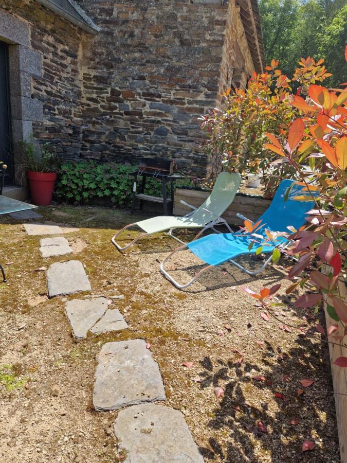 Gite Rustique En Centre Bretagne Laniscat エクステリア 写真
